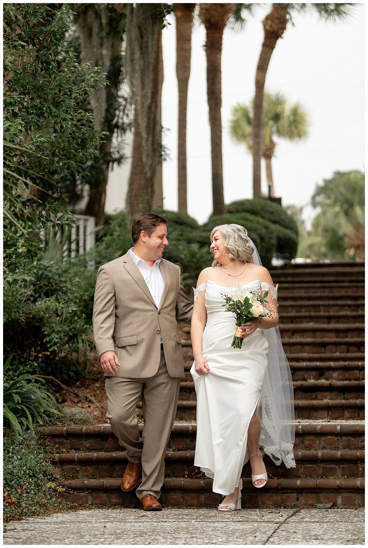 Oaks on the River wedding